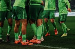 开云官方app入口-曼联客场力克劲旅，赢得宝贵三分提振士气的简单介绍