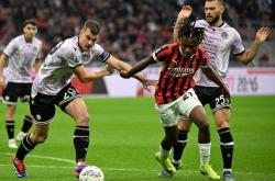 开云下载-包含AC米兰实现重要胜利，展现团队实力的词条