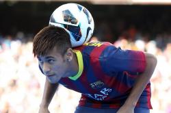 开云在线直播-霍勒迪接管年度焦点战，奇才关键一役突围国王，诠释何为大场面球员