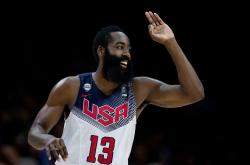 开云体育平台APP-美国男篮完胜立陶宛男篮，哈登打破历史纪录