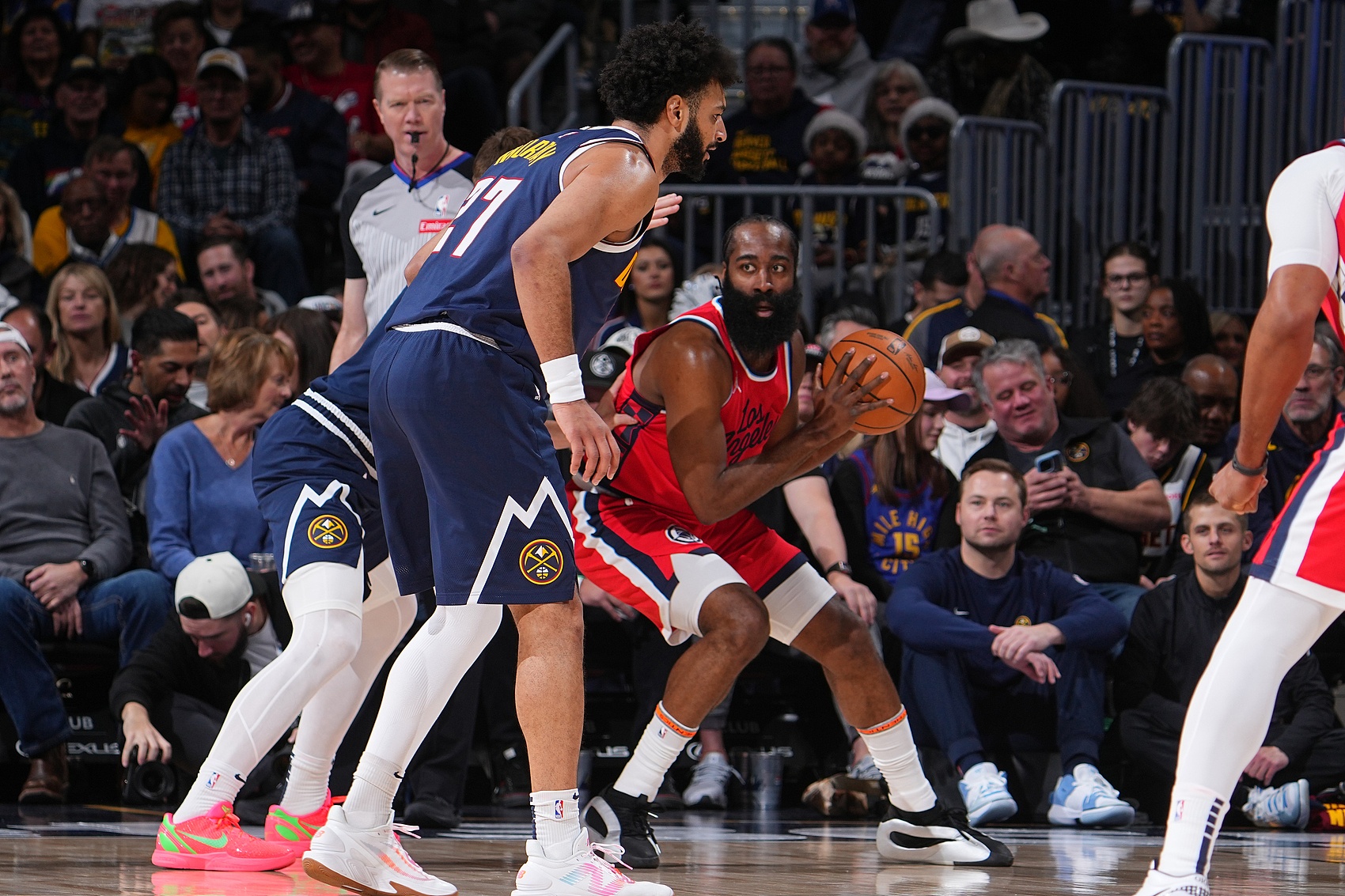 扭转局势！NBA球队逆风而上夺得胜利