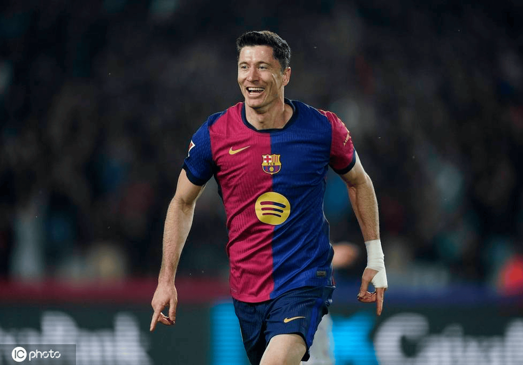 巴塞罗那球星破门助球队取得重要胜利的简单介绍