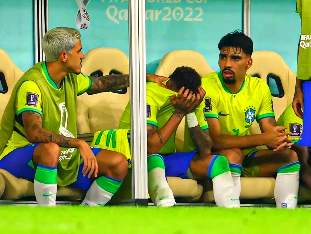 马赛绝地反击勒沃库森，内马尔打破历史纪录的简单介绍