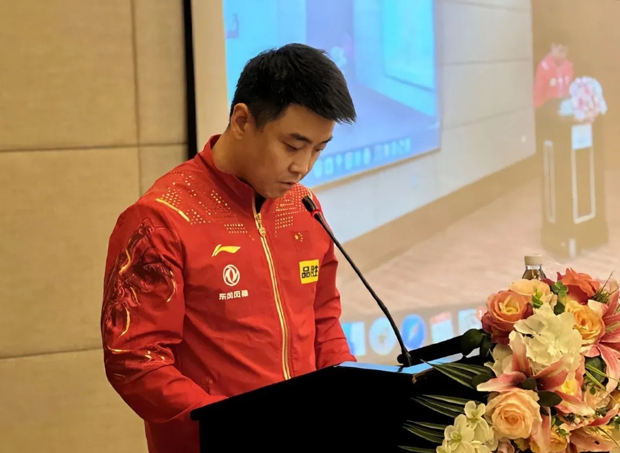 关于波兰乒乓球队险胜中国乒乓球队，王皓爆发神勇的信息