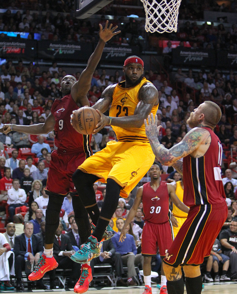 包含激烈较量：欧洲联赛震撼全球篮球迷的词条