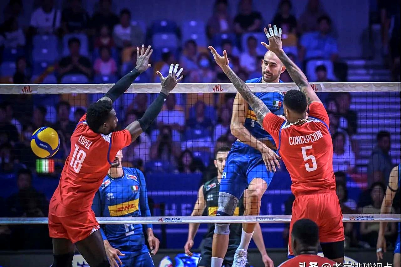 意大利队表现出色，成功晋级半决赛