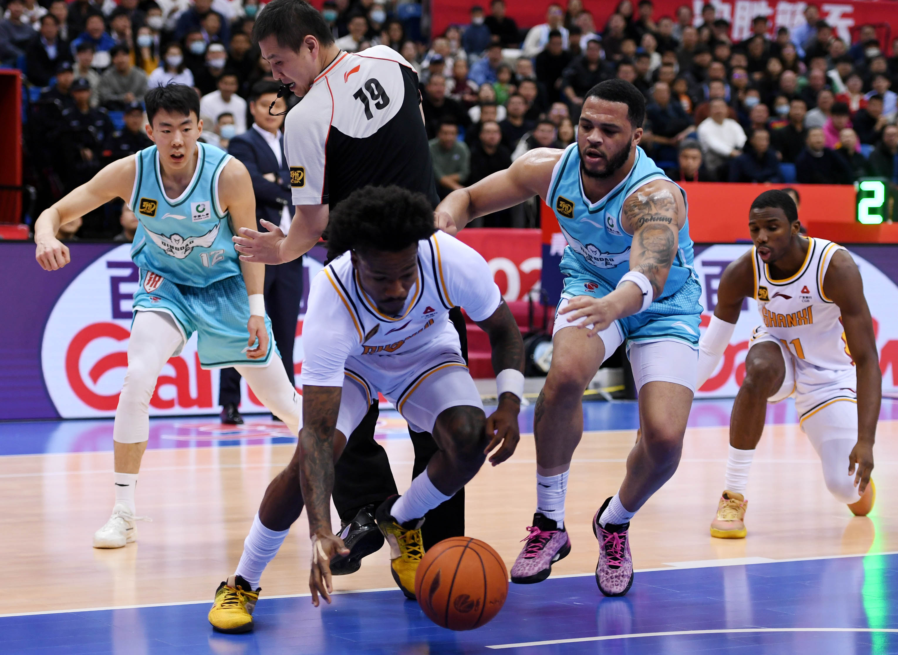 天津男篮不敌强敌，球队季后赛前景堪忧的简单介绍