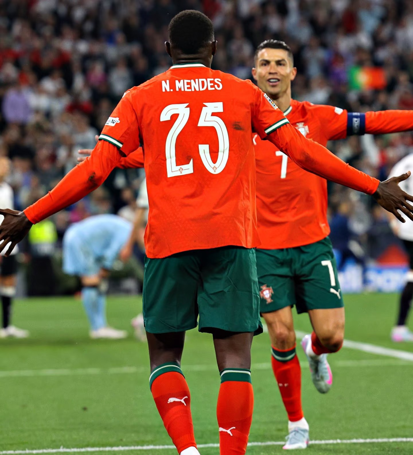 欧国联决赛开启，最终霸主终现