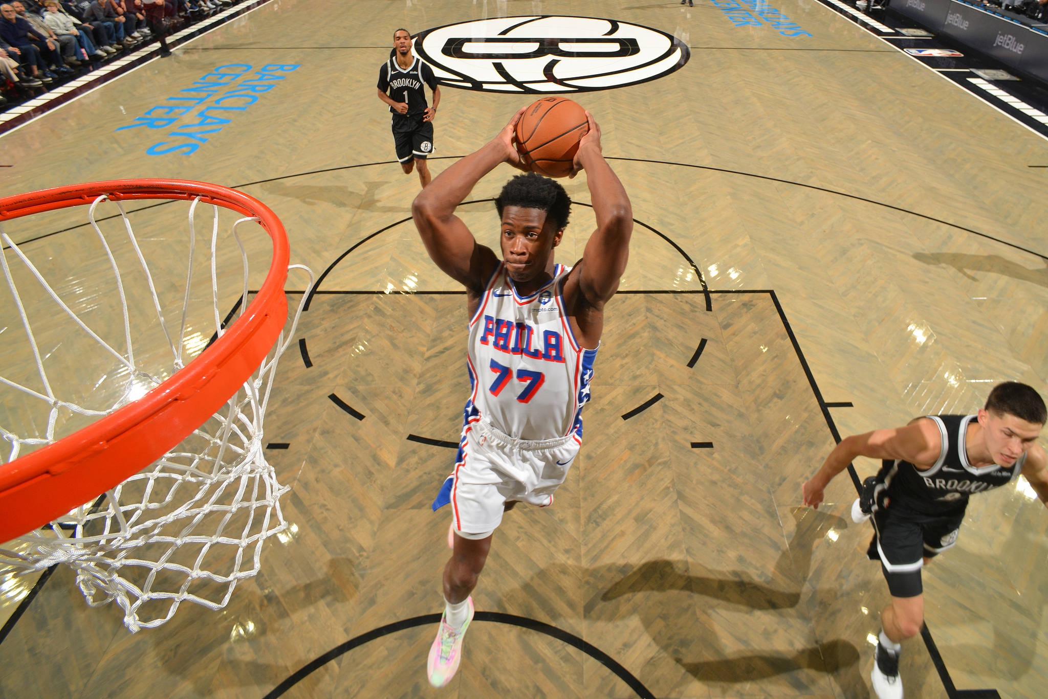 包含山西队鏖战广东队，恩比德高光表现的词条