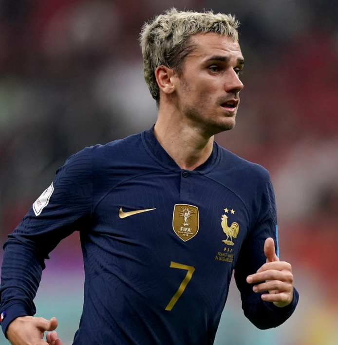 关于奥地利队力克法国队，梁靖崑刷新纪录的信息