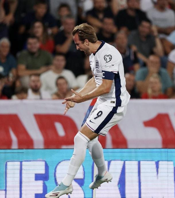 关于英格兰队战胜强敌，提前锁定欧预赛小组头名的信息