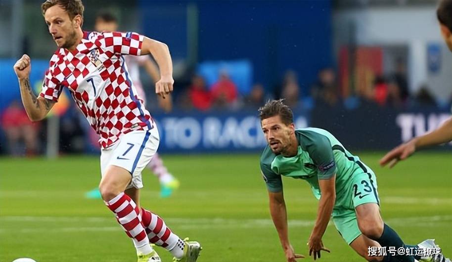 黑山国家队在比赛中获胜，成功晋级下一轮