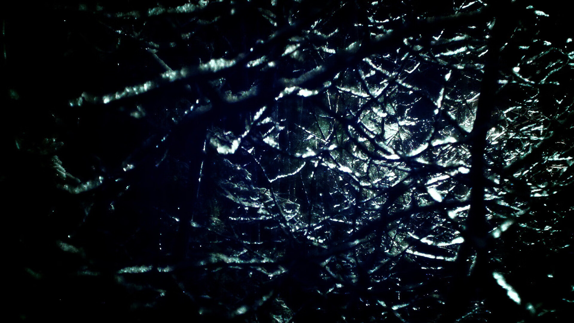 当雄鹿的压哨绝杀遇见保罗的接管时刻，跨越赛场的胜利艺术