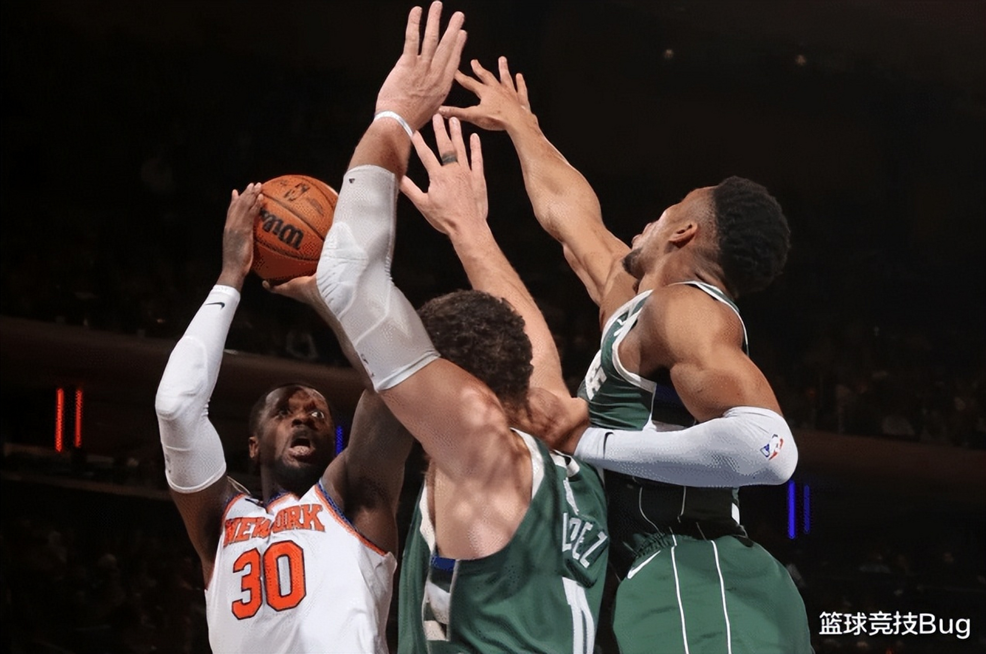 雄鹿后卫连轰高分，大胜对手的简单介绍