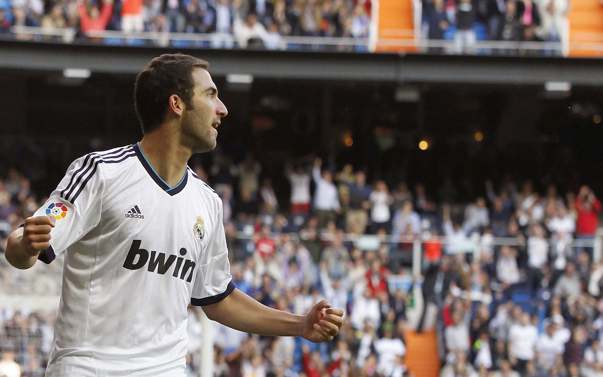 奥亚尔萨瓦尔爆发破僵局，贝蒂斯战术击溃日本式传控