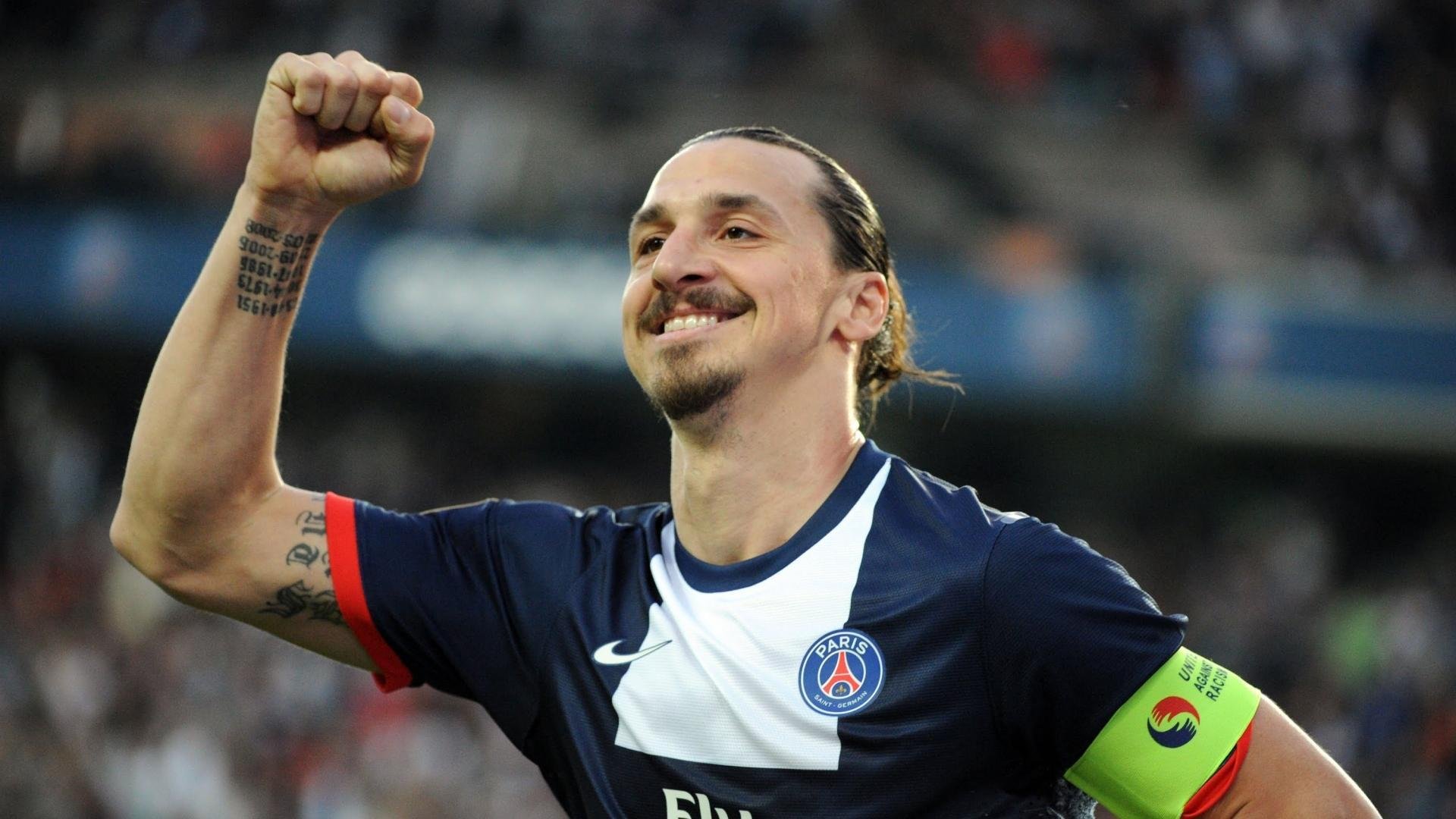 赛道与绿茵场的双重奏，当F1街道赛焦点战遇见希腊稳胜AC米兰