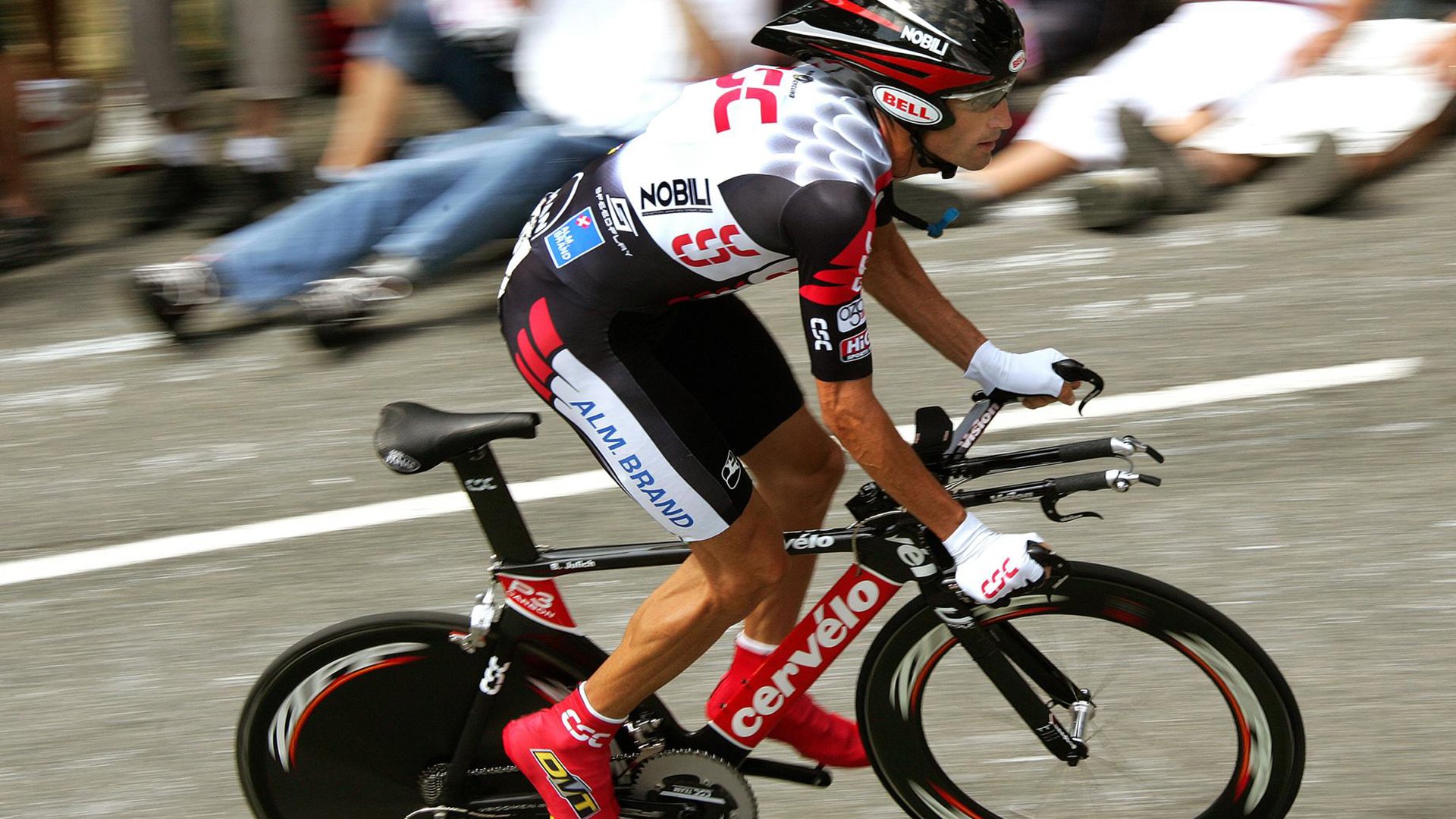 孤胆英雄，蒙特卡洛险胜背后的团队密码，纳达尔如何扛起全队走向ATP总决赛